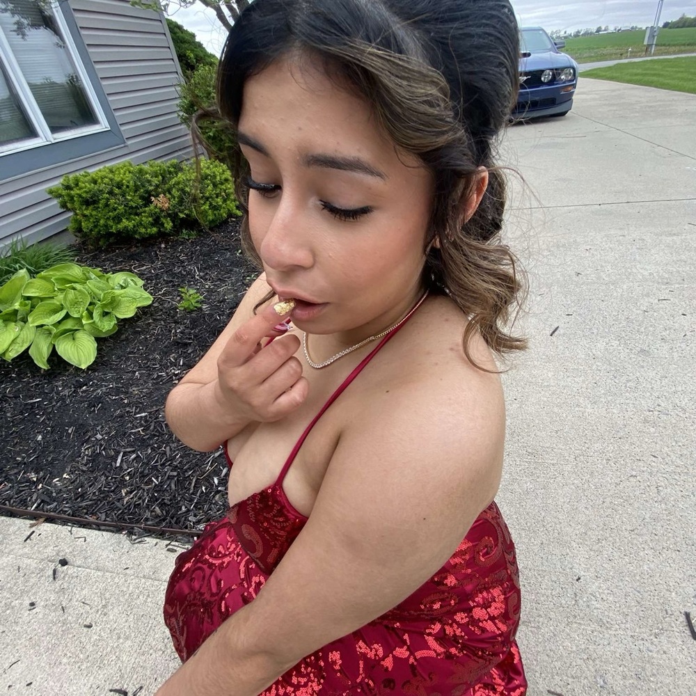 Meet your Posher, Sidney